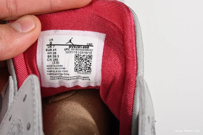 Reflective Jordan BV6281-006 Air Cardinal 7 0822